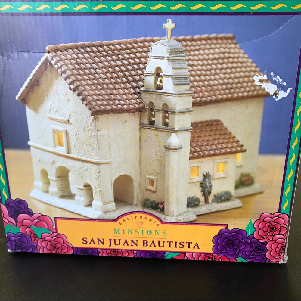 Mission San Juan Bautista lamp